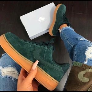 Nike Air Force 1 SE Suede